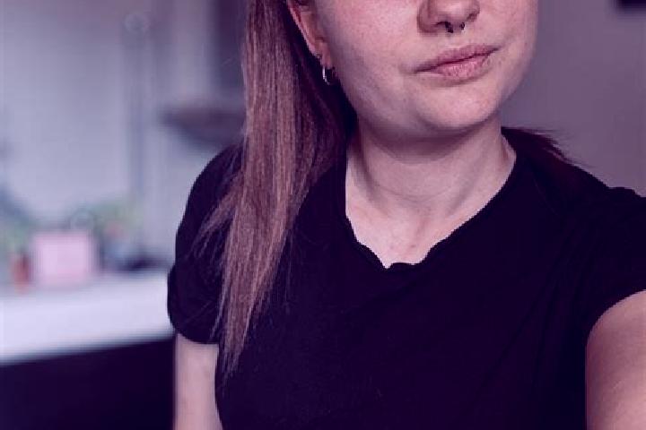Scarlett, 34 — Escort in Hessdorf, Germany