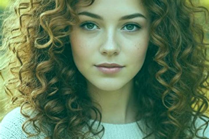 Scarlett, 35, a auburn brown-eyed slavic companion based in Les Brouzils. Offering Prostate Massage, Tantra, Striptease, Girlfriend Experience. Available for...