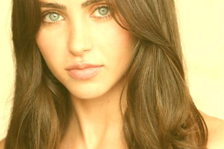 Scarlett, 35, a blonde amber-eyed latina companion based in Nussdorf. Offering Party Girl, A-Level, Couples. Available for incall and outcall, overnight book...