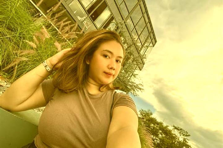 Scarlett, 35 — Escort in Emil, China