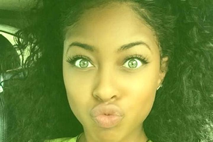 Scarlett, 36, a black green-eyed ebony companion based in Olhynka. Offering Tantra, Overnight, Girlfriend Experience, Domination, Roleplay. Available for inc...