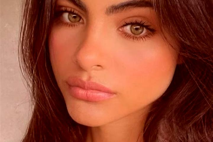 Scarlett, 36, a black green-eyed indian companion based in Aguas Corrientes. Offering A-Level, OWO, Dinner Date, Overnight. Available for incall and outcall,...