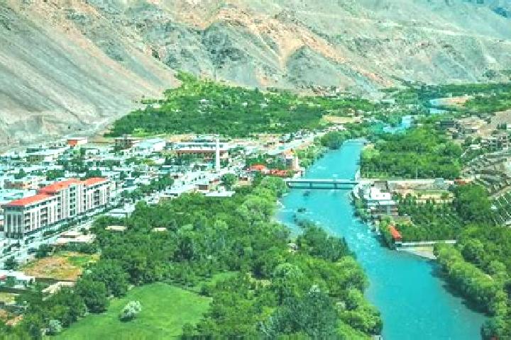 Scarlett, 36 — Escort in Bulolah, Afghanistan