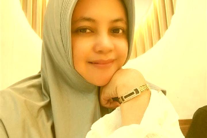 Scarlett, 36 — Escort in Kebonkalapa, Indonesia