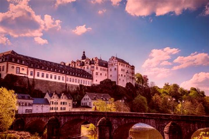 Scarlett, 36 — Escort in Weilburg, Germany