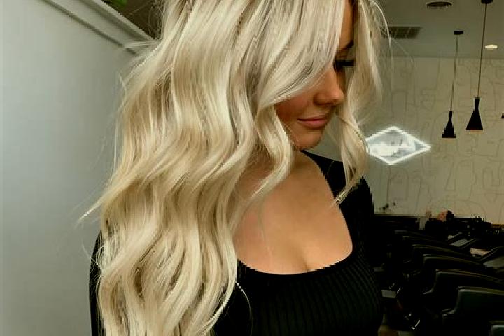 Scarlett, 37, a platinum blonde grey-eyed latina companion based in Kembangbilo. Offering Massage, BDSM, OWO. Available for incall and outcall, overnight boo...
