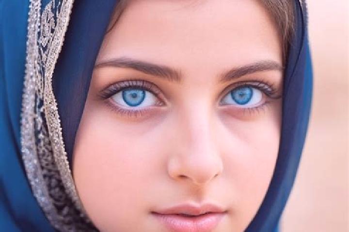 Scarlett, 38, a blonde brown-eyed middle eastern companion based in Berizky. Offering Massage, Striptease, Tantra. Available for incall and outcall, overnigh...