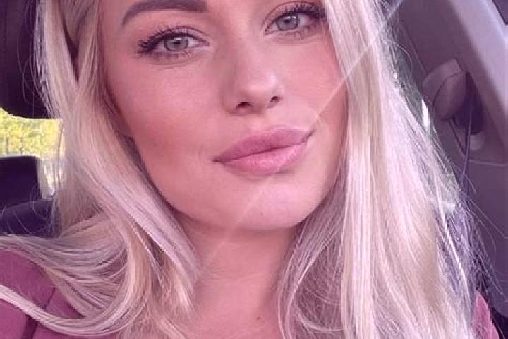 Scarlett, 38, a blonde green-eyed european companion based in Livar-e Bala. Offering Striptease, 69, Deep French Kissing, Girlfriend Experience, A-Level. Ava...