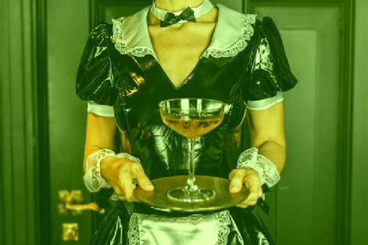 Scarlett, 38, a chestnut dark-eyed caucasian companion based in Londres. Offering Erotic Massage, Travel Companion, BDSM. Available for incall and outcall, o...