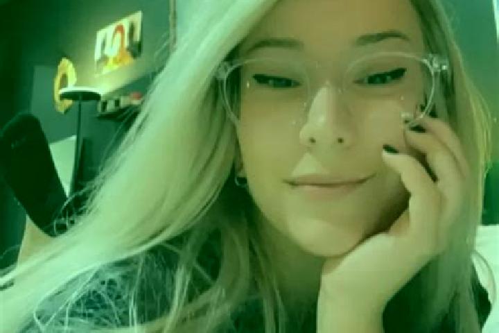 Scarlett, 39, a blonde grey-eyed ebony companion based in Pornichet. Offering Couples, Tantra, CIM, Overnight. Available for incall and outcall, day and even...