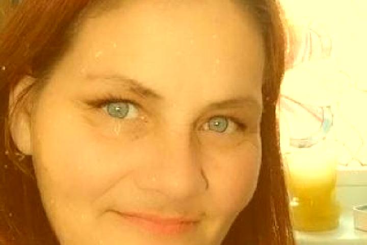 Scarlett, 39, a red dark-eyed caucasian companion based in Daruoyan. Offering Domination, OWO, A-Level, Tantra, Girlfriend Experience. Available for incall a...