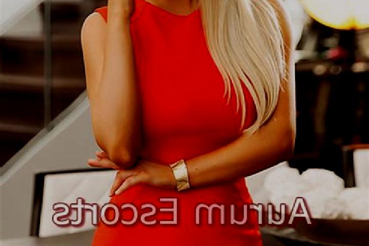 Scarlett, 39, a red grey-eyed european companion based in Corinto. Offering Overnight, BDSM, Domination. Available for incall and outcall, overnight bookings...