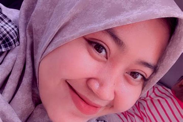 Scarlett, 39 — Escort in Tentenan, Indonesia