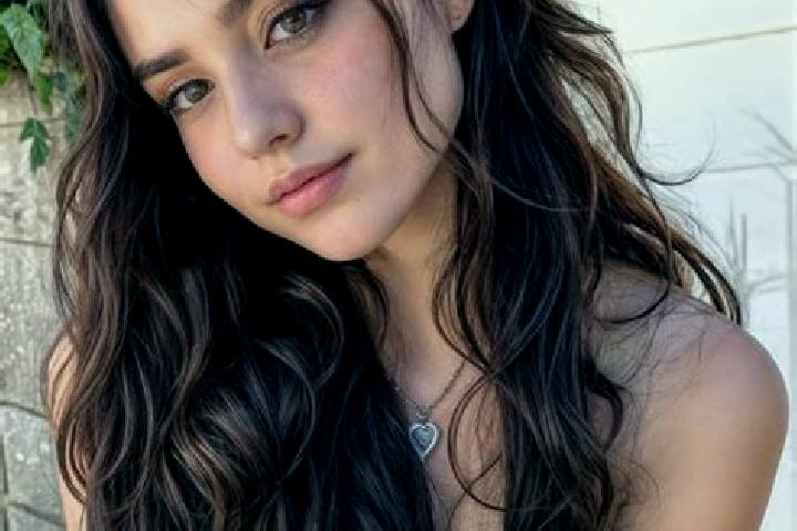 Sienna, 20, a auburn amber-eyed middle eastern companion based in Pamal Navil. Offering Deep French Kissing, Fetish. Available for incall and outcall, day an...
