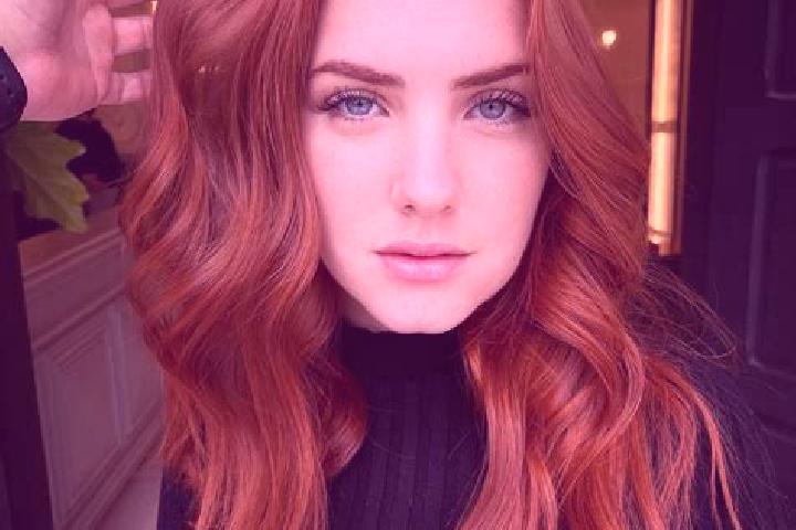 Sienna, 20, a auburn blue-eyed european companion based in Mesnay. Offering Striptease, A-Level, Fetish. Available for incall and outcall, overnight bookings...