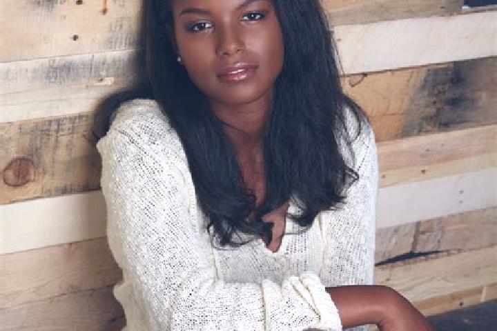Sienna, 20, a chestnut dark-eyed ebony companion based in Lyefjell. Offering Striptease, Duos, BDSM, Girlfriend Experience, Party Girl. Available for incall ...