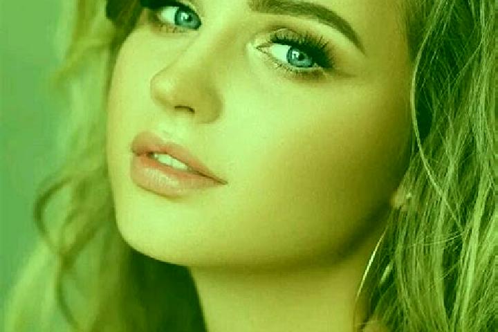 Sienna, 20, a dark blonde blue-eyed ebony companion based in Santa Maria la Longa. Offering Domination, Roleplay, Duos, Girlfriend Experience. Available for ...