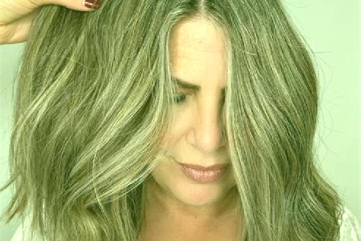Sienna, 20, a dark blonde grey-eyed indian companion based in Toeroekbalint. Offering 69, Striptease, Tantra. Available for incall and outcall, overnight boo...