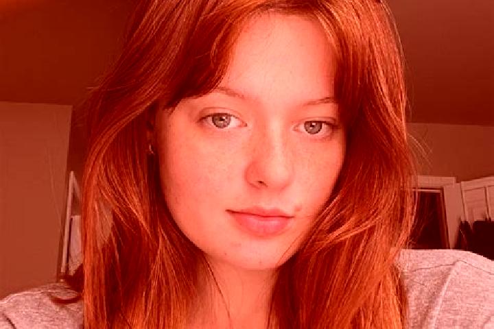 Sienna, 21, a auburn dark-eyed slavic companion based in Bykov. Offering 69, Deep French Kissing, GFE, Prostate Massage, Erotic Massage. Available for incall...