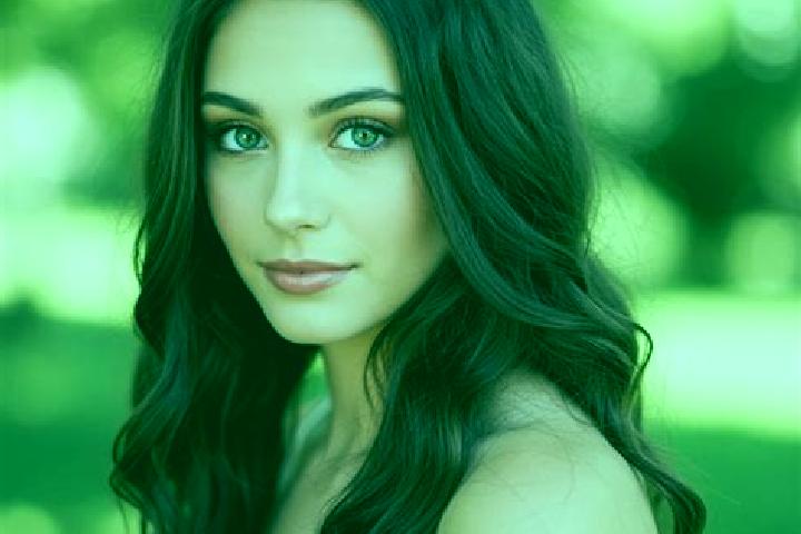 Sienna, 21, a brunette hazel-eyed mixed companion based in Froendenberg. Offering Prostate Massage, Girlfriend Experience, OWO, Erotic Massage, CIM. Availabl...
