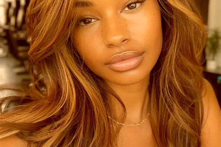 Sienna, 21, a dark blonde grey-eyed mixed companion based in Kaducondong. Offering Striptease, OWO, Couples, Girlfriend Experience. Available for incall and ...