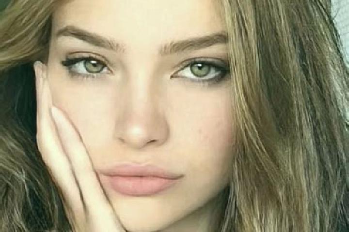 Sienna, 21, a dark blonde hazel-eyed mixed companion based in Borgo Europa. Offering Prostate Massage, CIM, GFE, Girlfriend Experience, Deep French Kissing. ...