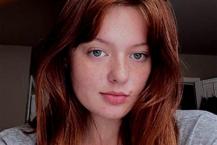 Sienna, 21, a red grey-eyed ebony companion based in Selemadeg Kelod. Offering 69, Travel Companion, Overnight, Erotic Massage, Party Girl. Available for inc...