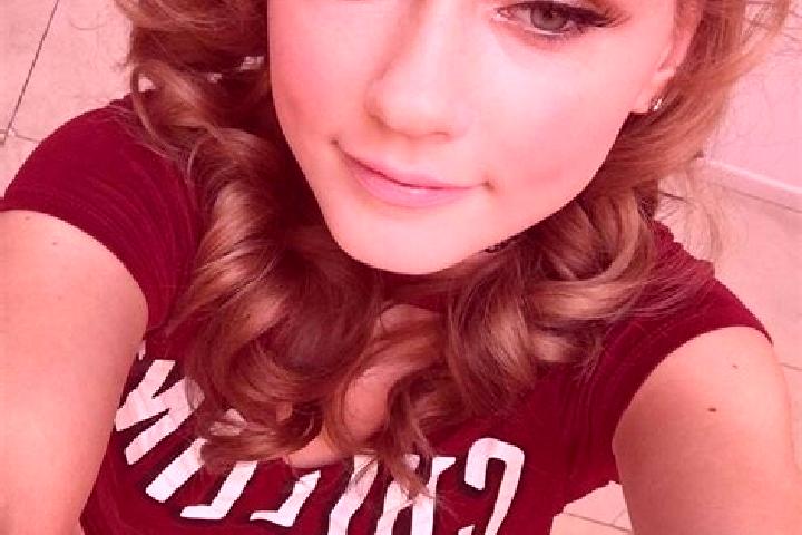 Sienna, 21 — Escort in Hays, United States