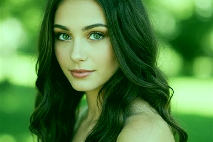 Sienna, 22, a black hazel-eyed mediterranean companion based in Elk Rapids. Offering A-Level, CIM, Girlfriend Experience. Available for incall and outcall, d...