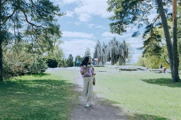 Sienna, 22 — Escort in Laensi-Pasila, Finland