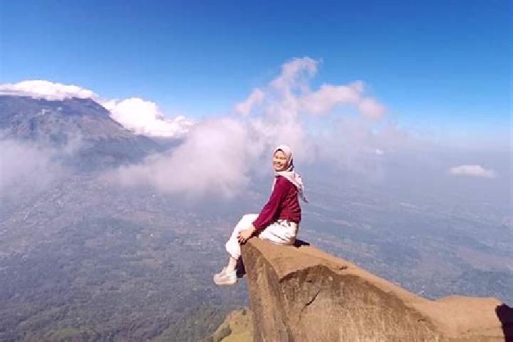 Sienna, 22 — Escort in Tamiajeng, Indonesia