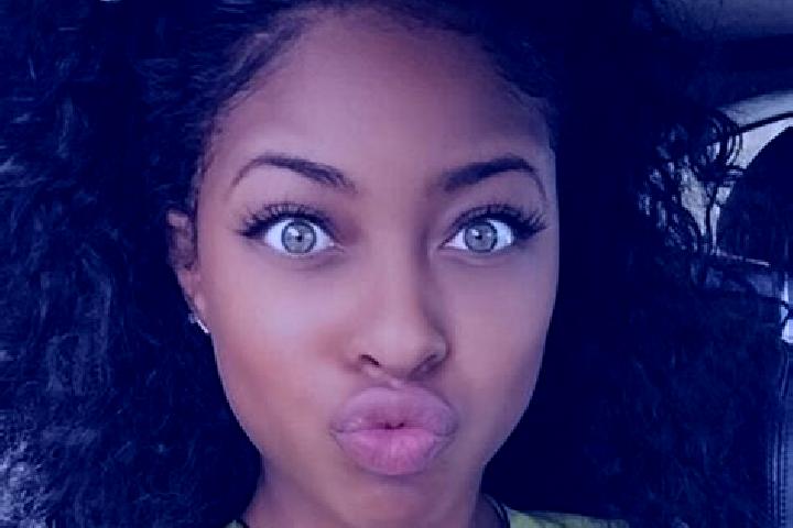 Sienna, 23, a black green-eyed ebony companion based in Al Hashimiyah. Offering Massage, Domination, Deep French Kissing, GFE. Available for incall and outca...