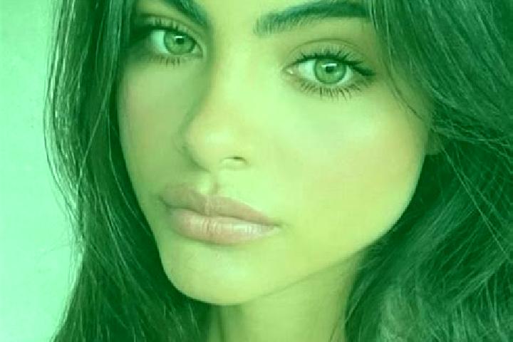 Sienna, 23, a red hazel-eyed indian companion based in Saasenheim. Offering Couples, Duos, Prostate Massage, BDSM. Available for incall and outcall, overnigh...