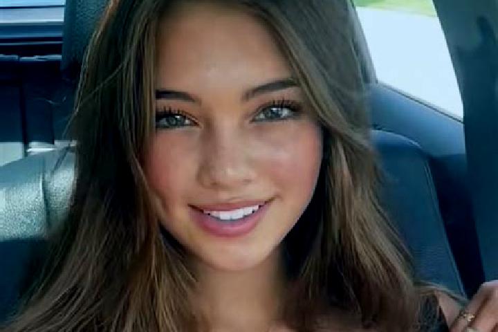 Sienna, 24, a brunette grey-eyed asian companion based in Didaohe. Offering Duos, Travel Companion, Overnight, OWO, Striptease. Available for incall and outc...