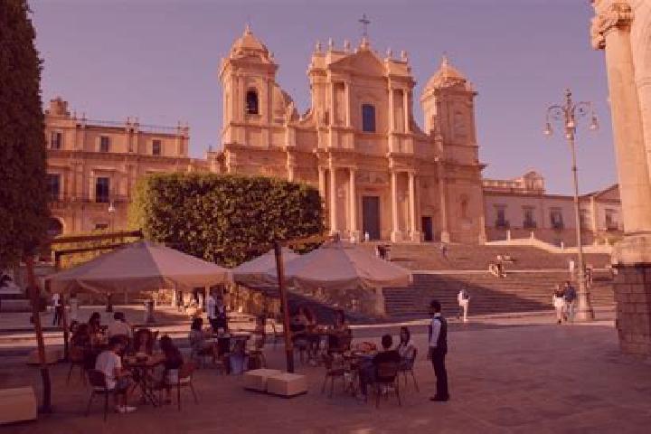 Sienna, 24 — Escort in Noto, Italy