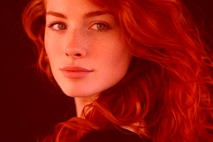 Sienna, 25, a auburn green-eyed caucasian companion based in Andra. Offering Girlfriend Experience, Tantra, Deep French Kissing, BDSM, Erotic Massage. Availa...