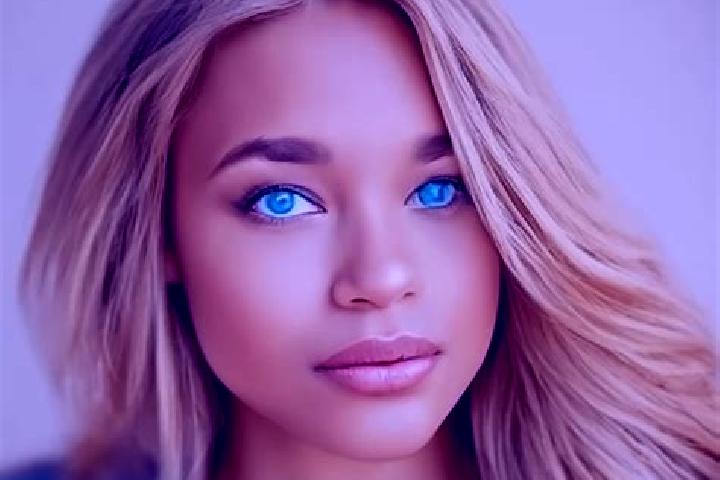 Sienna, 25, a blonde brown-eyed latina companion based in Macchie. Offering Couples, Party Girl, Roleplay, CIM, Fetish. Available for incall and outcall, ove...