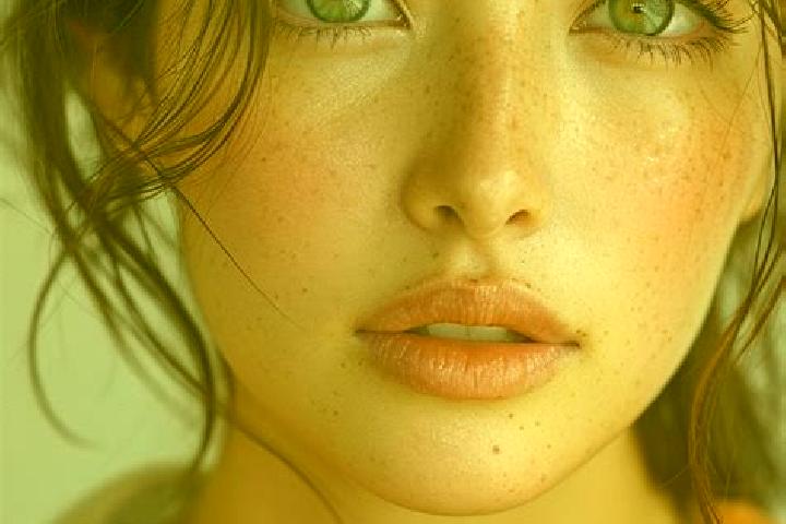Sienna, 25, a chestnut amber-eyed asian companion based in Elsdorf. Offering CIM, Overnight, Fetish. Available for incall and outcall, day and evening dates.