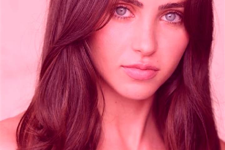 Sienna, 25, a dark blonde brown-eyed latina companion based in Vivaise. Offering Domination, Fetish, OWO, Prostate Massage, Party Girl. Available for incall ...