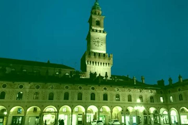 Sienna, 25 — Escort in Montanaso Lombardo, Italy