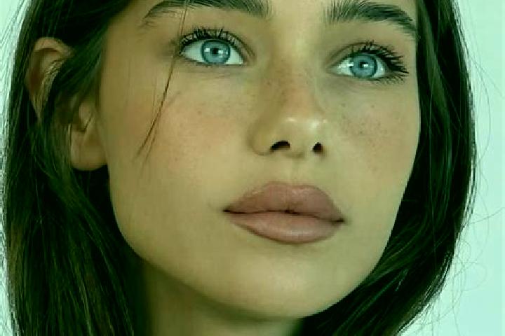 Sienna, 26, a brunette brown-eyed middle eastern companion based in Coram. Offering Erotic Massage, OWO, Overnight, Party Girl. Available for incall and outc...