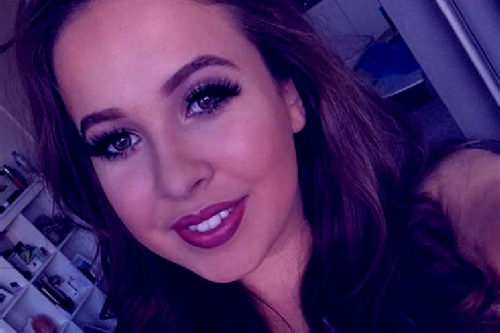 Sienna, 26, a red brown-eyed latina companion based in Gimo. Offering Duos, Domination, Massage, A-Level, Couples. Available for incall and outcall, day and ...