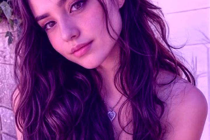 Sienna, 27, a black hazel-eyed middle eastern companion based in Accocunca. Offering Deep French Kissing, Party Girl, Prostate Massage. Available for incall ...