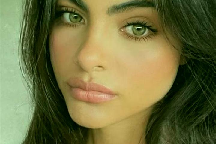 Sienna, 27, a brunette grey-eyed middle eastern companion based in Reichelsheim. Offering Couples, Roleplay, Dinner Date, Girlfriend Experience, Fetish. Avai...