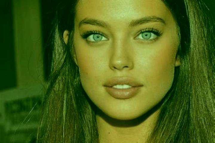Sienna, 27, a chestnut green-eyed caucasian companion based in Champa. Offering CIM, Girlfriend Experience, 69, Deep French Kissing. Available for incall and...