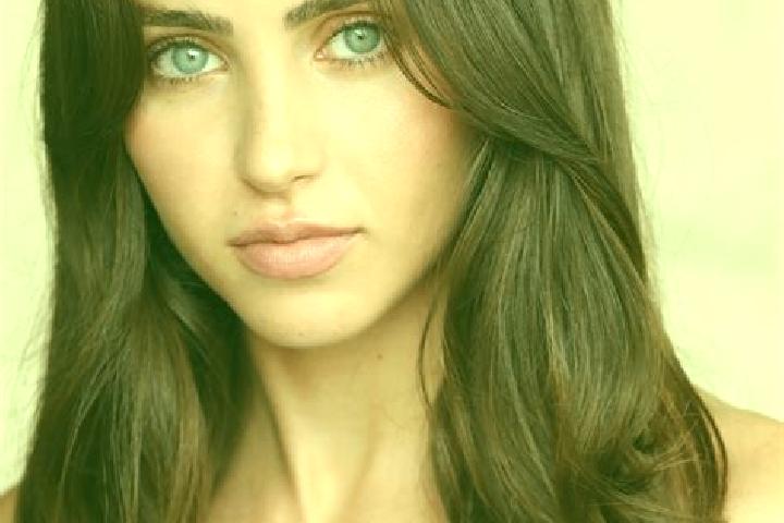 Sienna, 28, a black brown-eyed mediterranean companion based in Vijayanagar. Offering GFE, Duos, Overnight. Available for incall and outcall, day and evening...