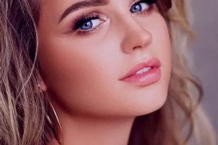 Sienna, 28, a dark blonde blue-eyed middle eastern companion based in San Jose Coapa. Offering Prostate Massage, GFE, Overnight. Available for incall and out...