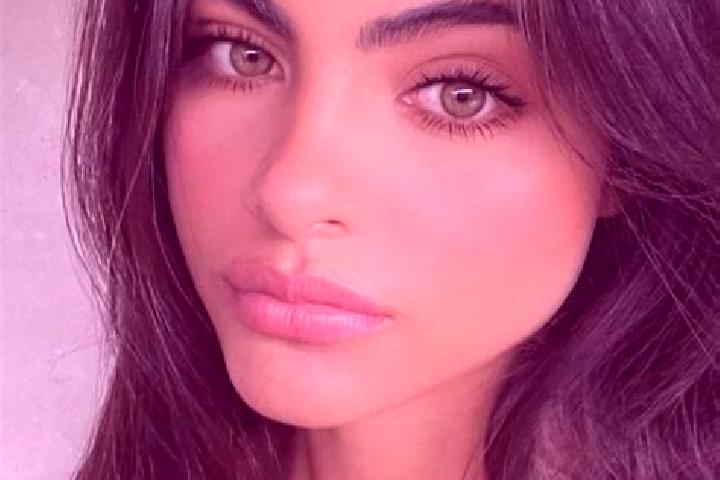 Sienna, 28, a red green-eyed indian companion based in Dzialoszyn. Offering Prostate Massage, Roleplay, Striptease, Travel Companion. Available for incall an...