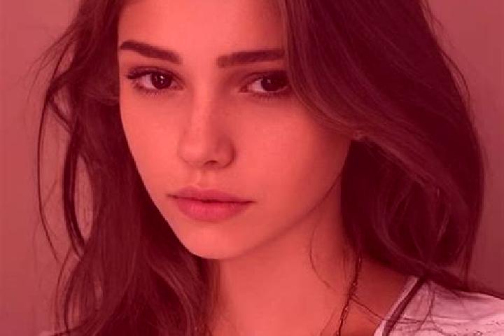 Sienna, 29, a chestnut dark-eyed slavic companion based in Rouvignies. Offering GFE, Overnight, Party Girl, Roleplay, Striptease. Available for incall and ou...