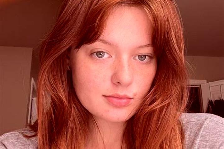 Sienna, 29, a red green-eyed european companion based in Ars-en-Re. Offering Travel Companion, Duos, Overnight, Fetish, Couples. Available for incall and out...